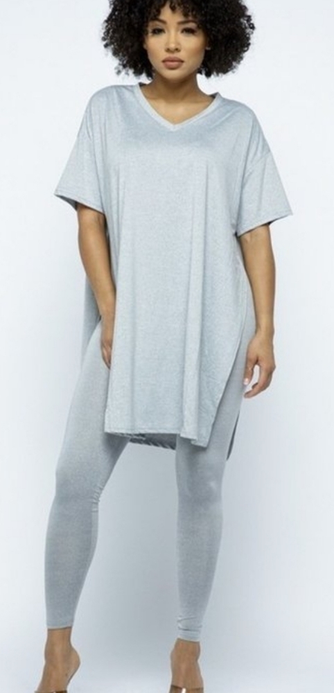Two Piece Set With Splits On The Sides